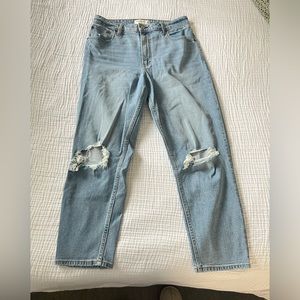 Abercrombie Curve Love Mom Jean